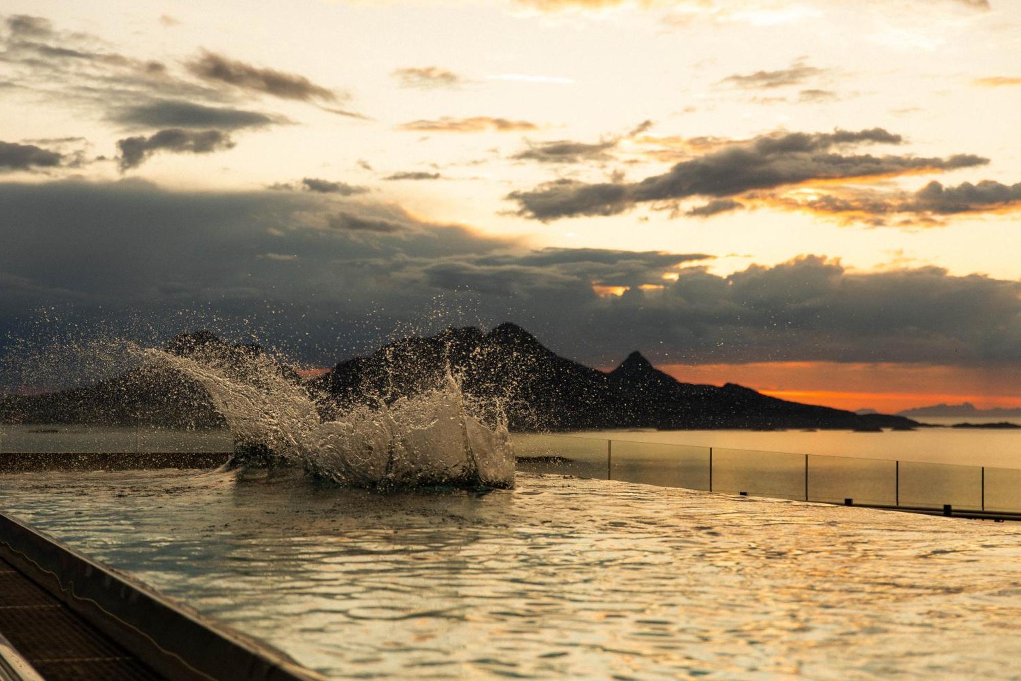 Wood Hotel Bodø Kültér fotó